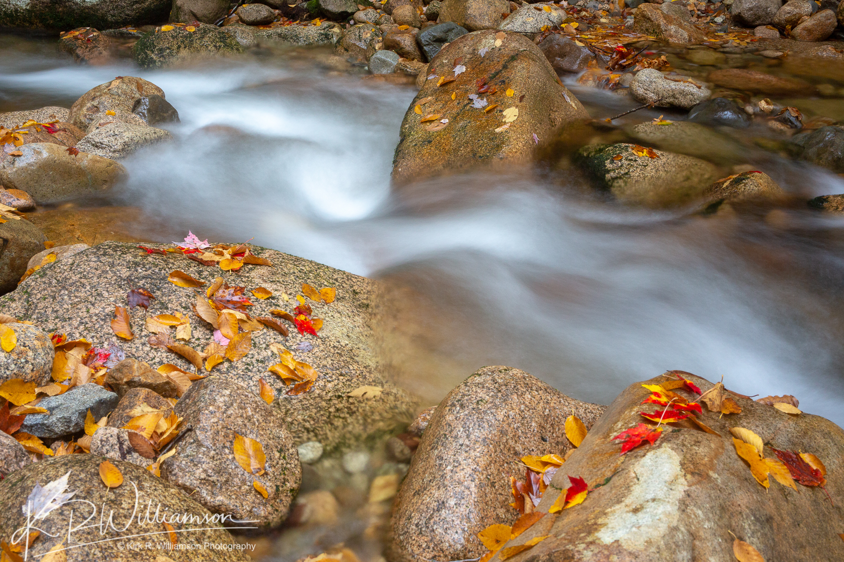 Fall foliage at Sabbaday Falls